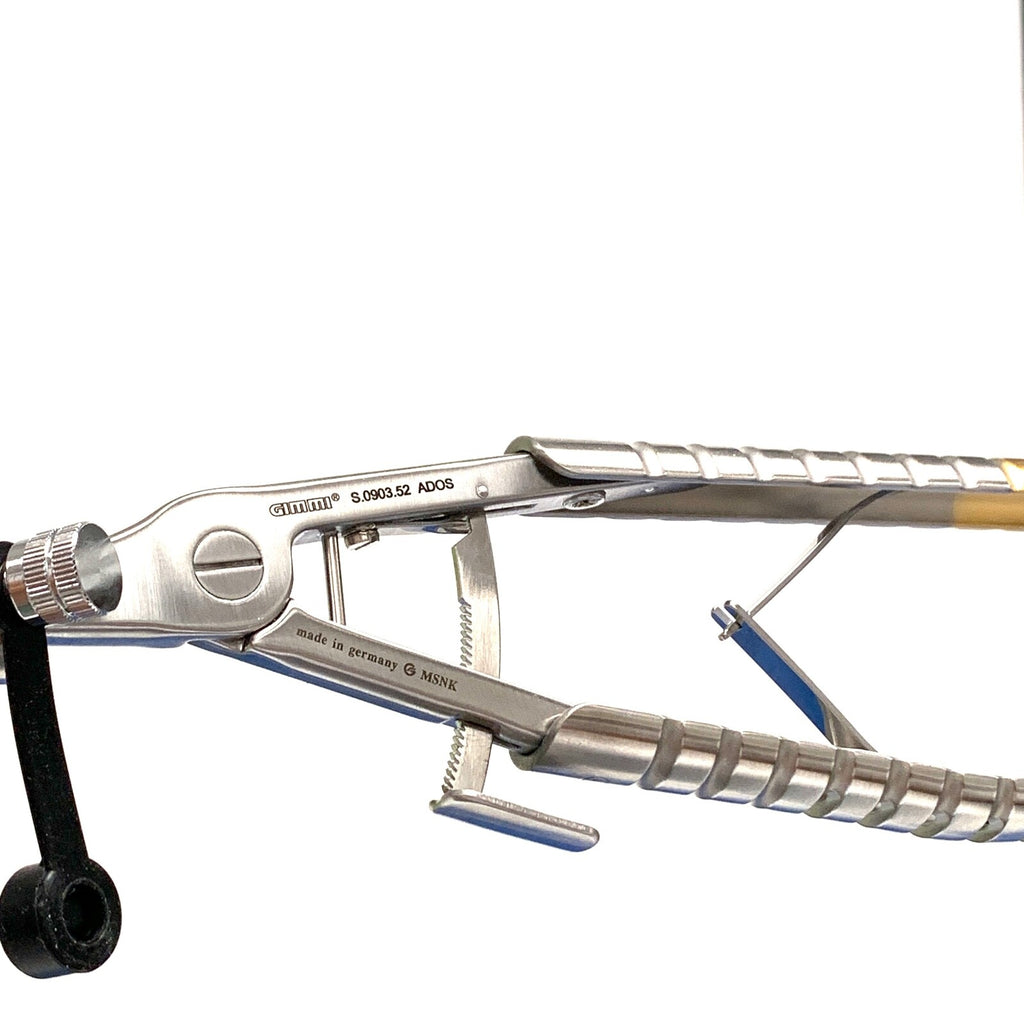 Gimmi REF S.0903.52ADOS, Alphadur Ados Needle Holder Right Curved
