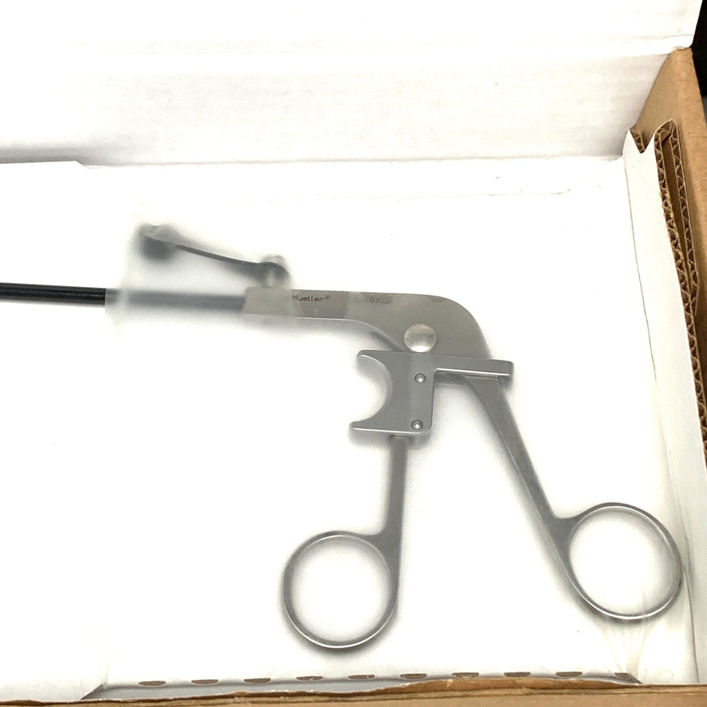 V Mueller REF F200.07, 5MM Wave Grasper w/ Slide Ratchet Handle & Flushport