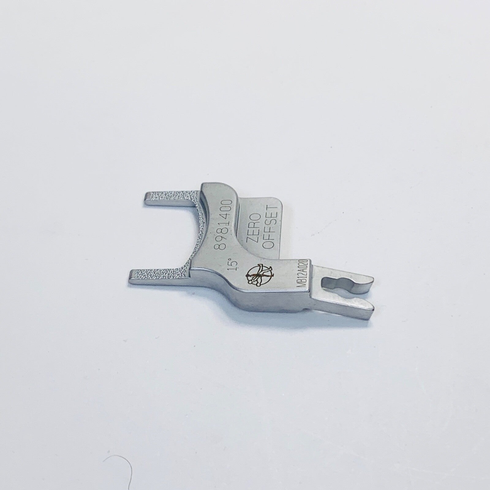Medtronic 8981400 2 Prongs 15° Zero Offset Instrument