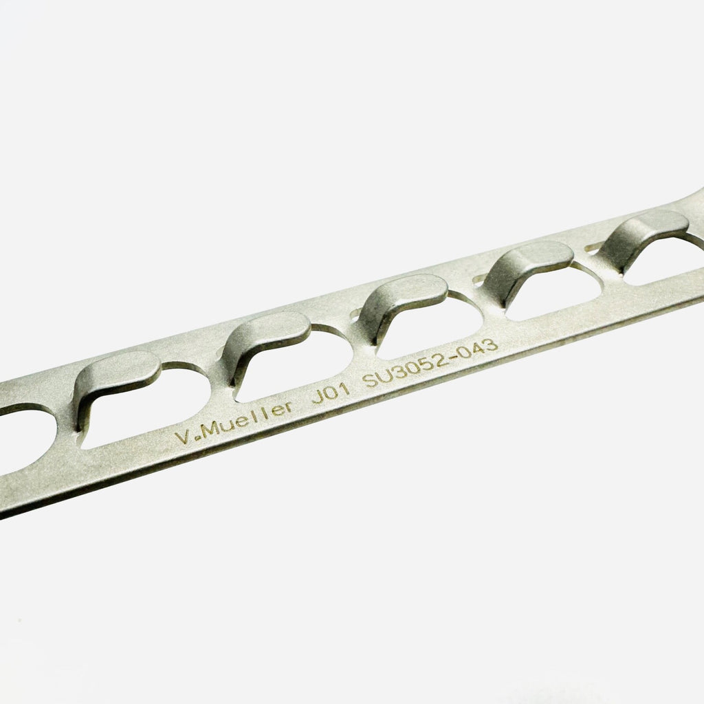 V. Mueller SU3052-043 Denis Browne Retractor Blade 2-1/2 X 3/4 inch ( SET OF 4 )