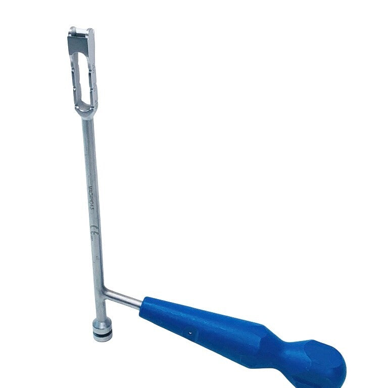 Medtronic REF 9074010, 10MM CHISEL MAST