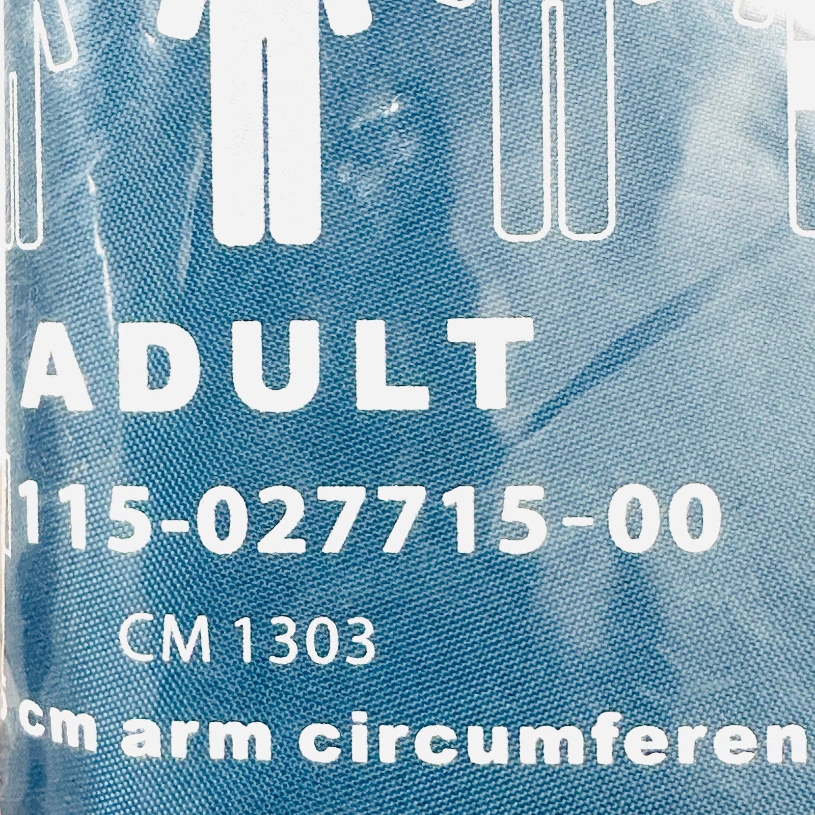 Mindray 115-027715-00 Bladderless Adult cuff CM 1303 24 to 35 cm