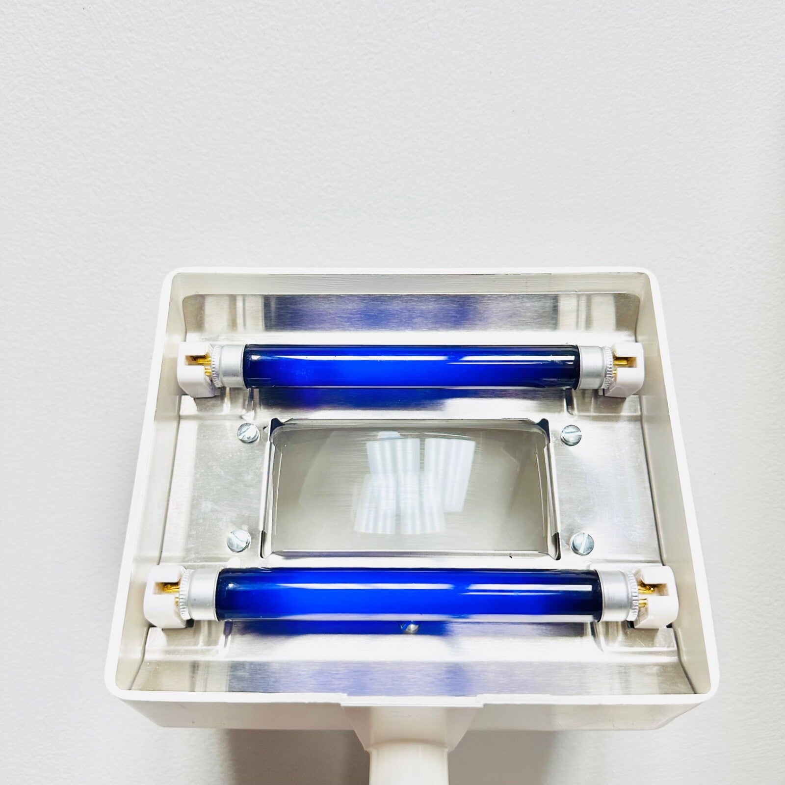 Philips Burton UV502 UV Exam Light With Magnifier Handheld