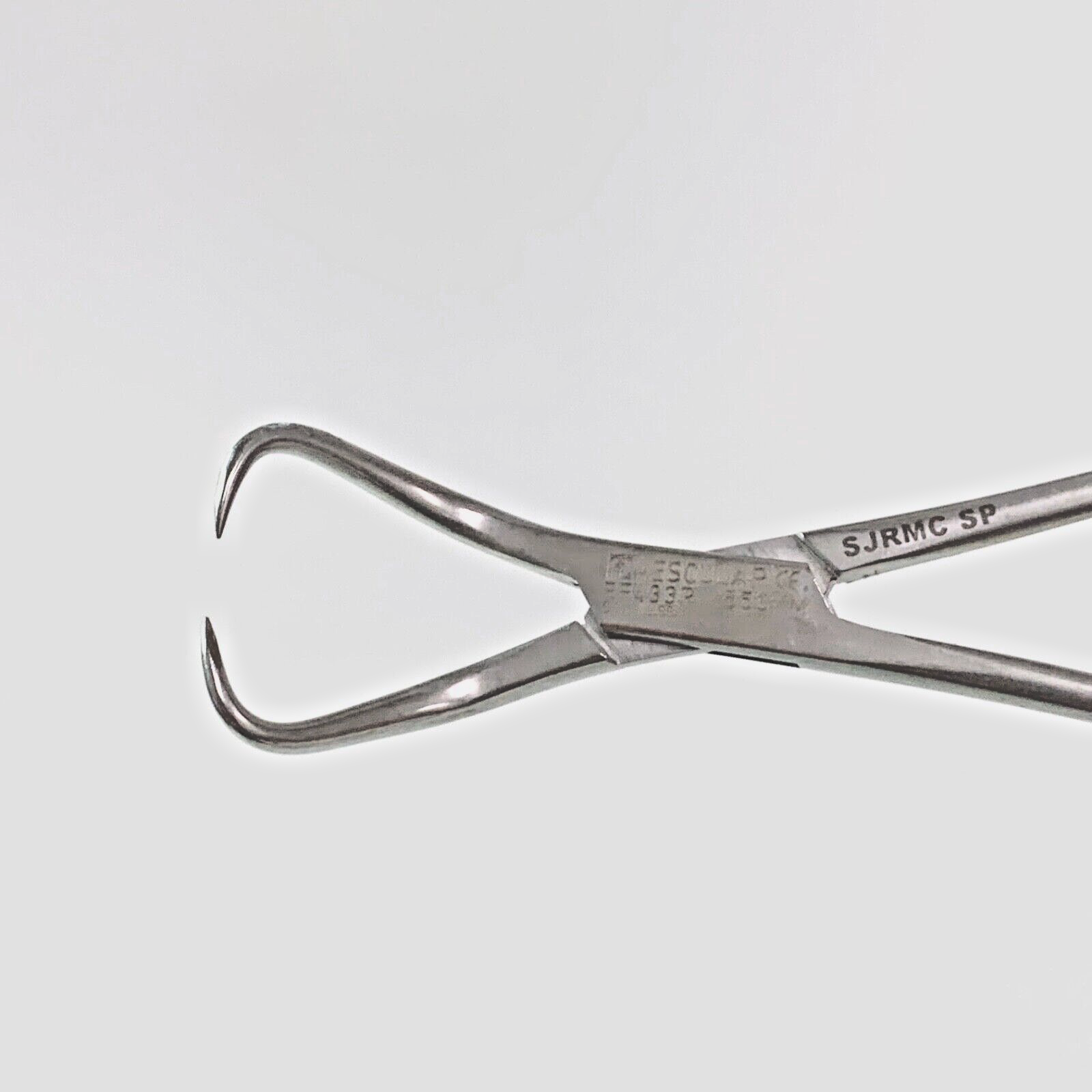 Aesculap REF BF433R, Backhaus Towel Clamp 5.25"