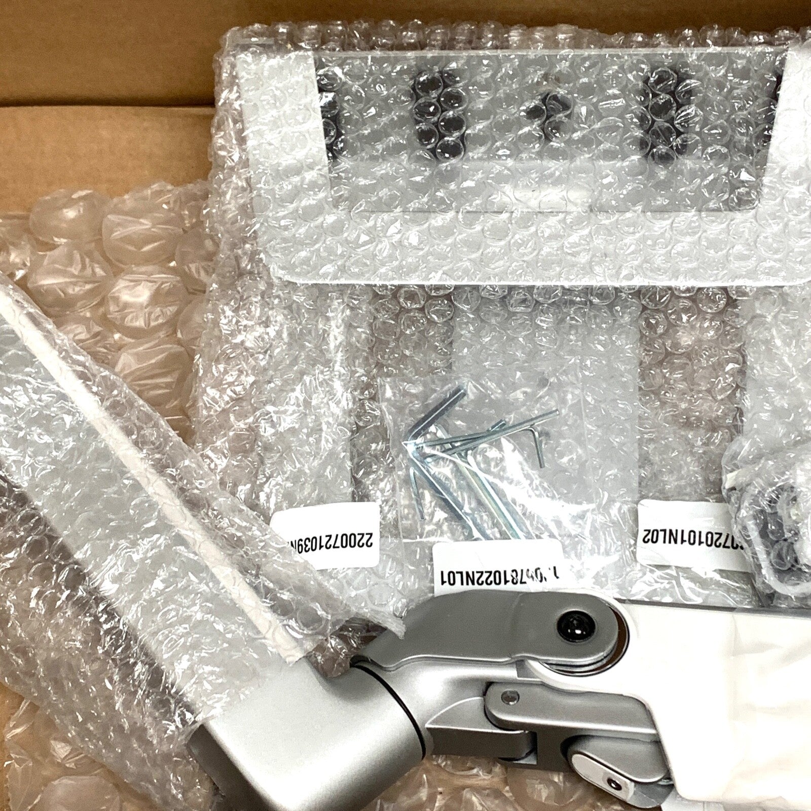 Capsa Healthcare REF V627-1100-01000, Viewpoint 27" station, v6 Track Assembly