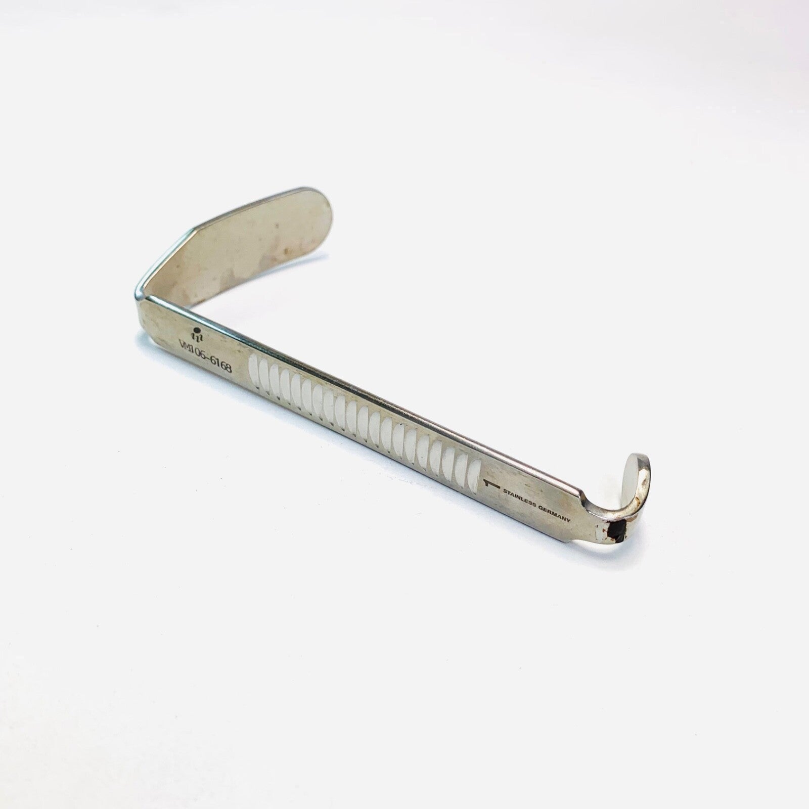 V.Mueller REF VM106-6168, RETRACTOR