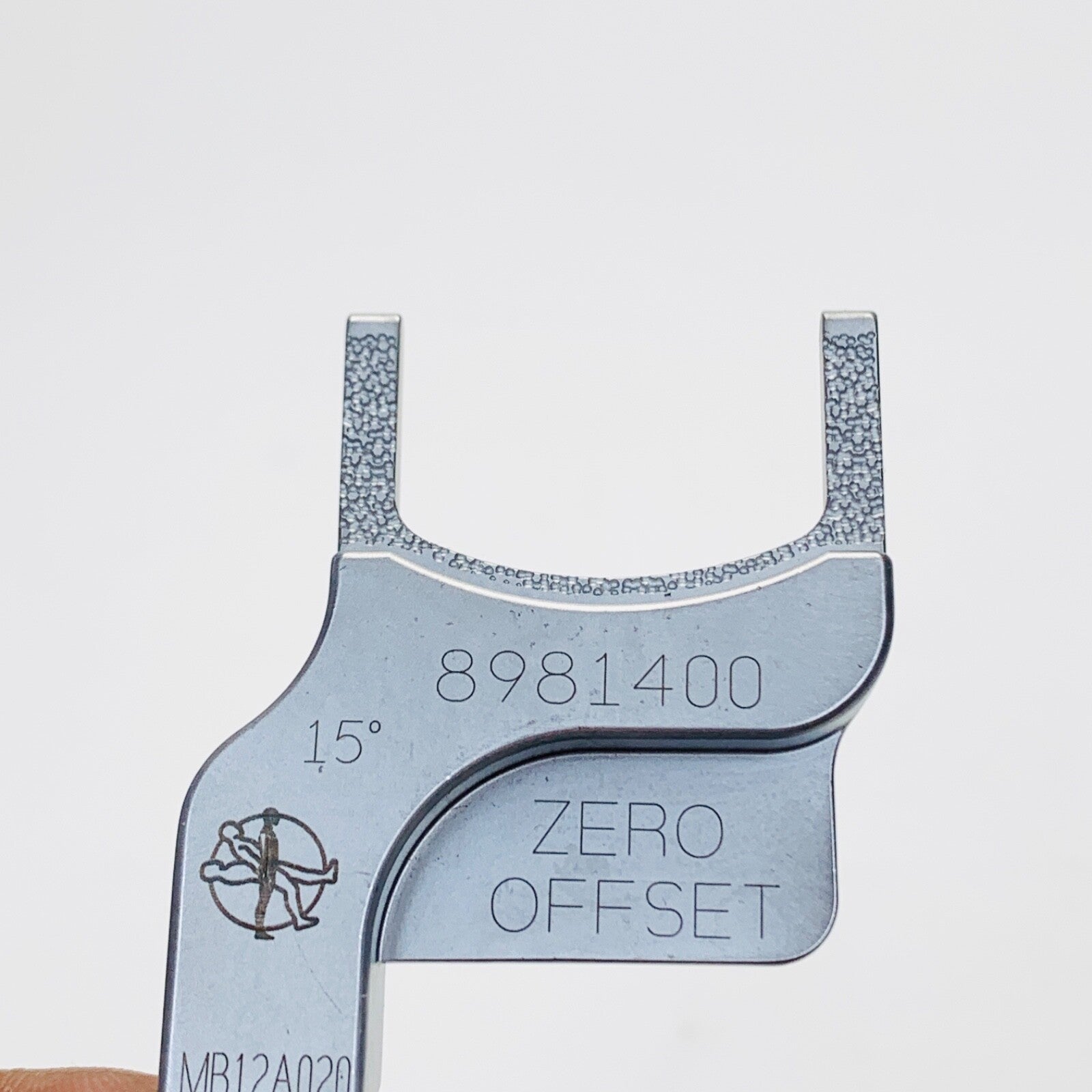 Medtronic 8981400 2 Prongs 15° Zero Offset Instrument