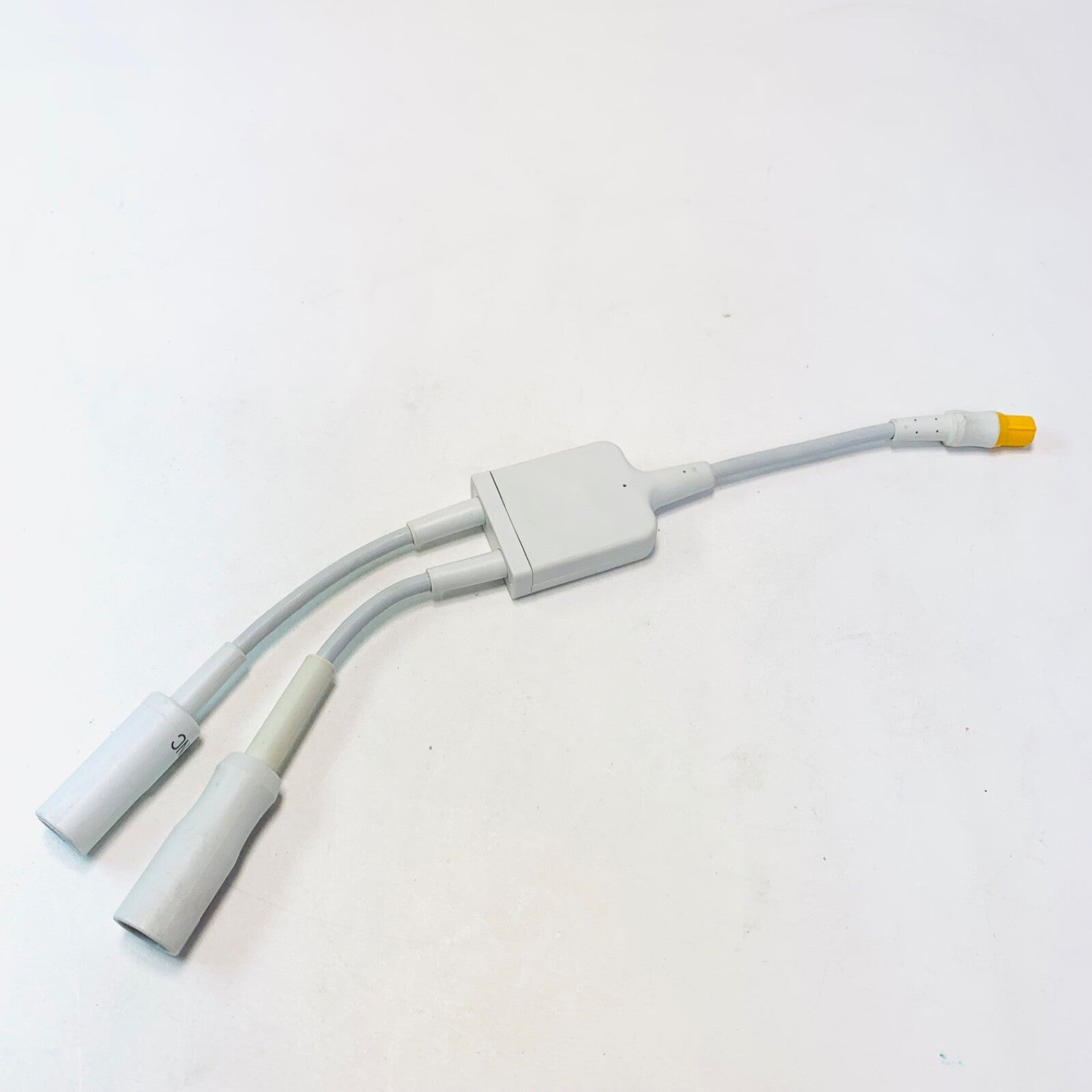 Drager REF MS22259, CO2 SYNC AND ANALOG SYNC Y CABLE