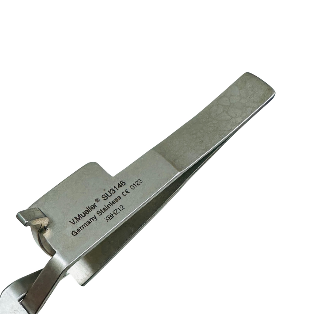V. Mueller SU3146 Automatic Skin Retractor, Blunt 4X4 Prong 4" Instrument