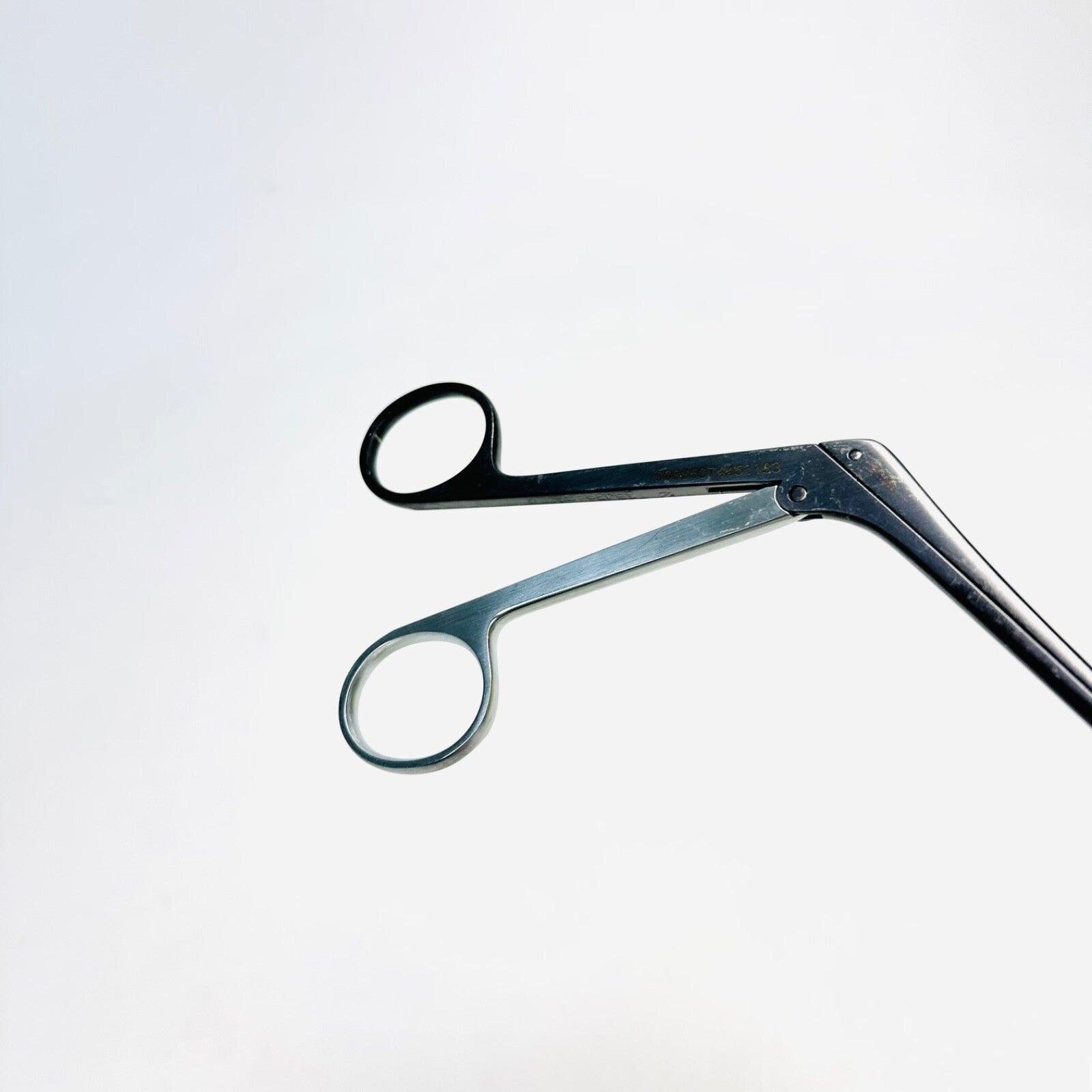 Medtronic 9569536 Metrx II 4mm Pituitary Force, Ring Handle Instrument