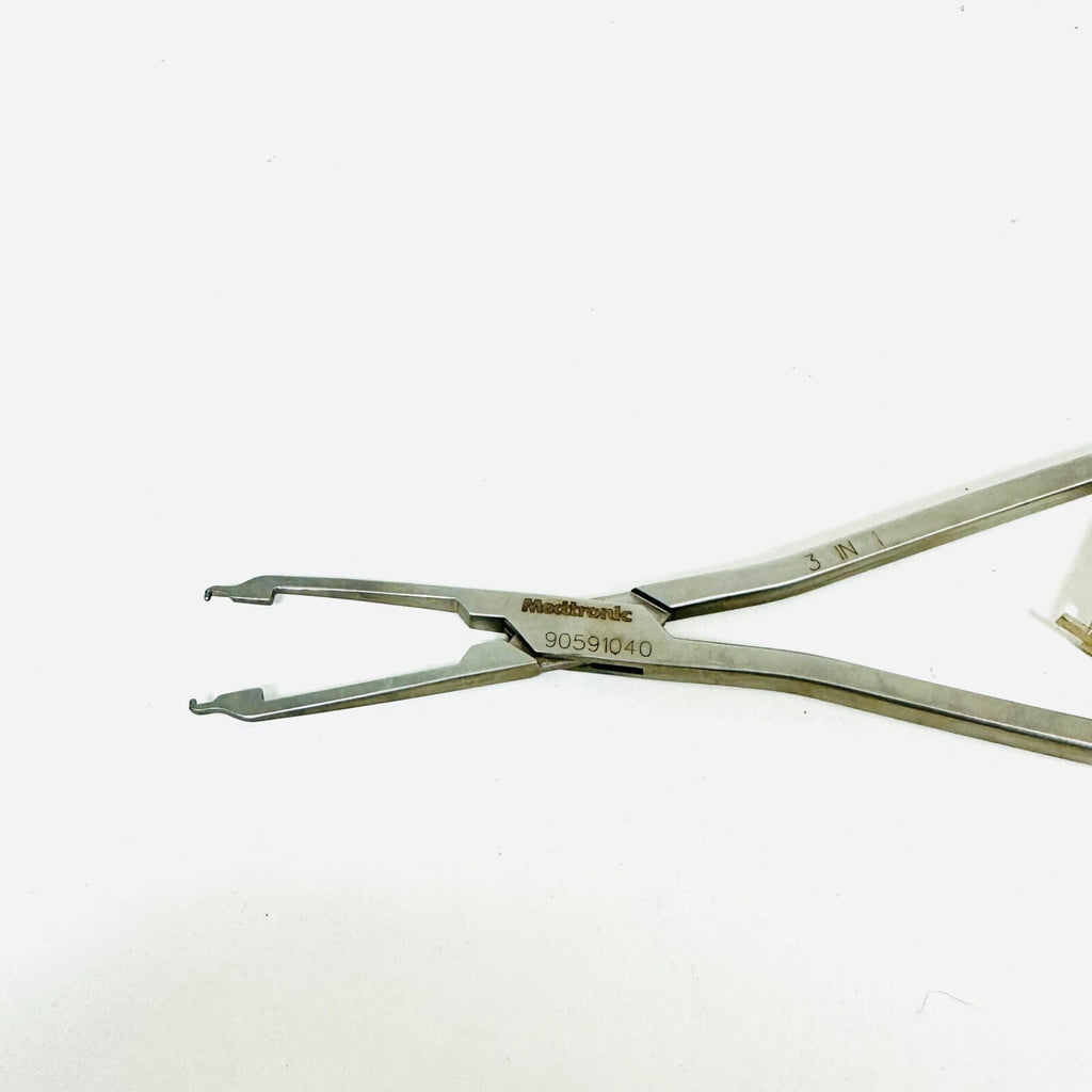 Medtronic 90591040 3 IN 1 mesh holder Forceps Instrument