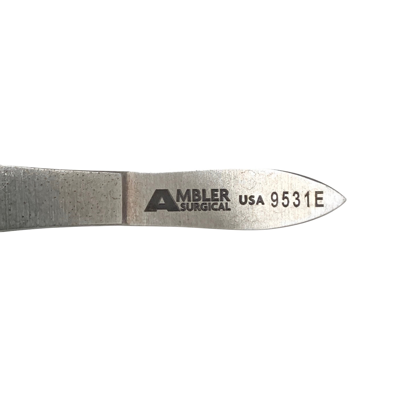 AMBLER REF 9531E Packo conjunctival forceps 4'',angled 7.0mm, very delicate, ring shaped tips, with tying platforms, flat 3-hole handle