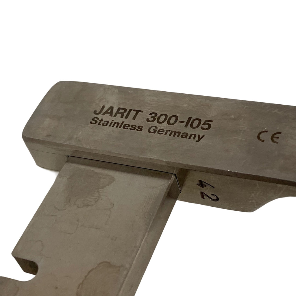 JARIT 300-105 Medium Spreader With Aesculap JK789 Sterilization Case