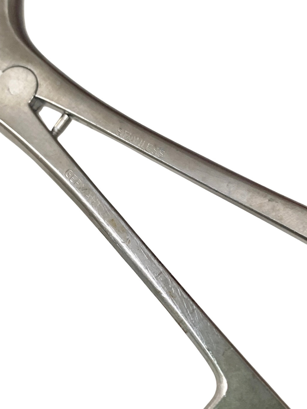V. MUELLER Ref CH8675 Surgical Leather Karmody In Situ Valve Scissors