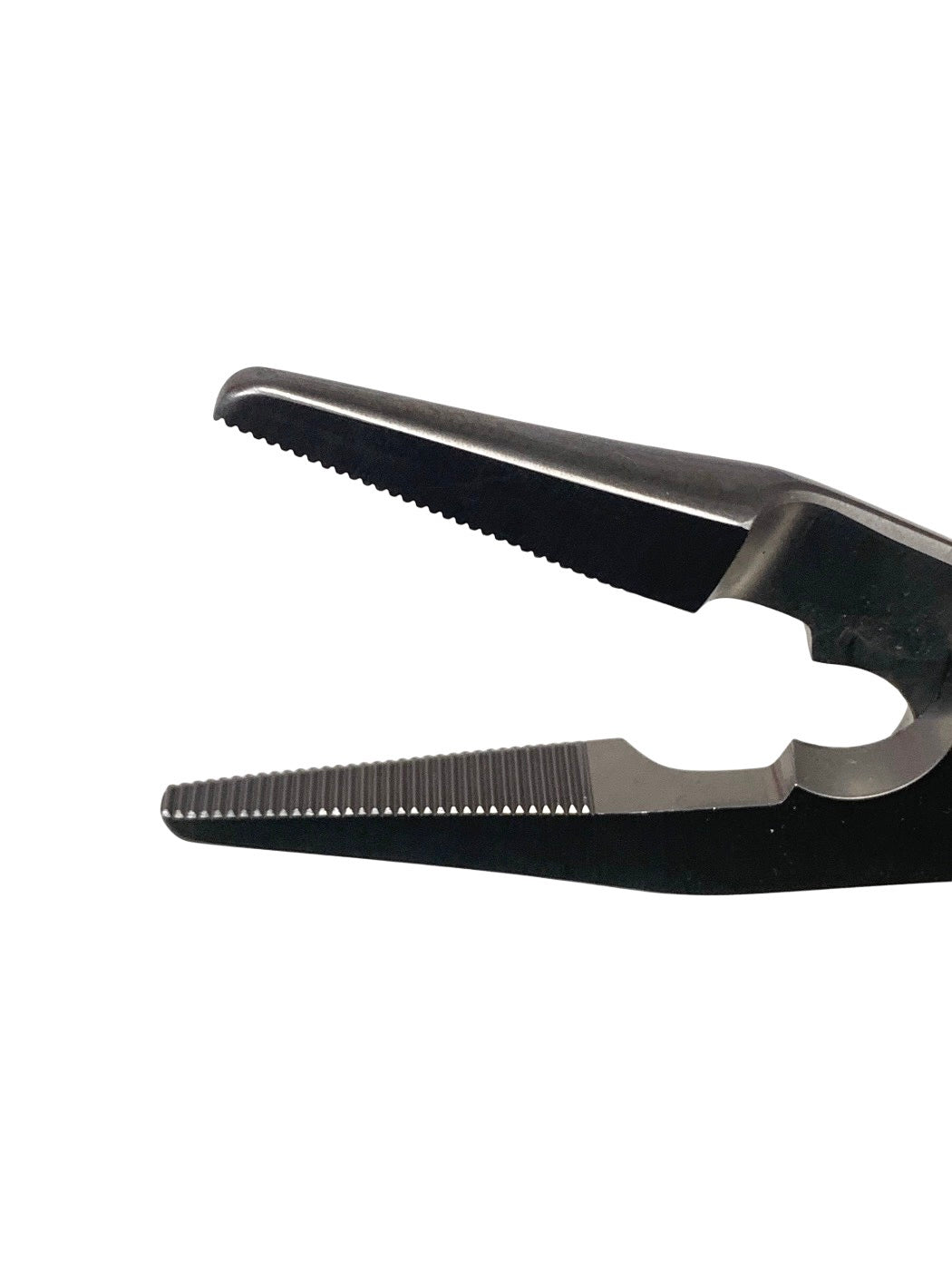 MILLENNIUM REF gS 81.3490 Flat Nose Pliers 6 1/2″ with cutter, maximum capacity 17 gauge [1.5mm]