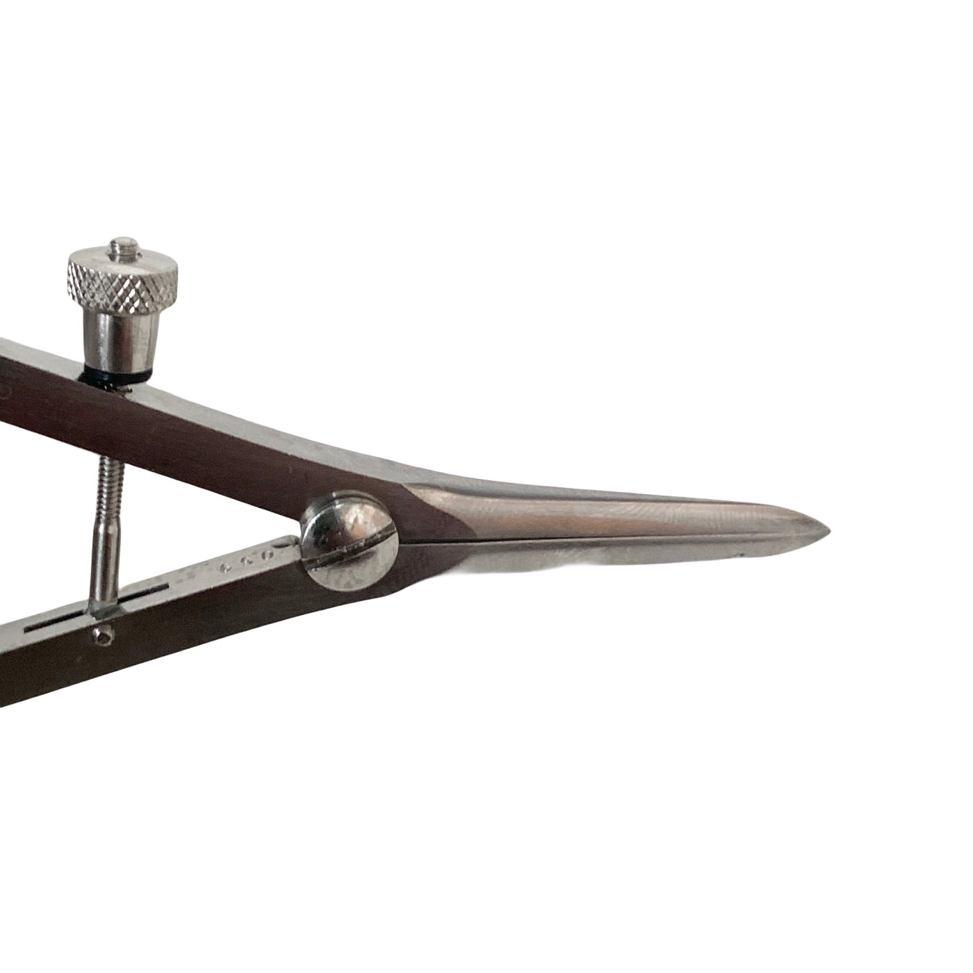 AMBLER REF 1144E Castroviejo caliper 3 1/2'', straight tips, measures from 0-20mm in 1.0mm increments, adjustable thumb-screw tension