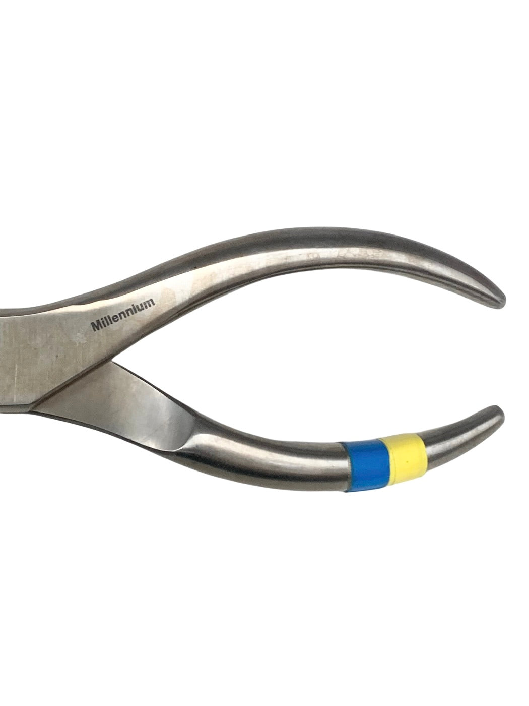 MILLENNIUM REF gS 81.3490 Flat Nose Pliers 6 1/2″ with cutter, maximum capacity 17 gauge [1.5mm]
