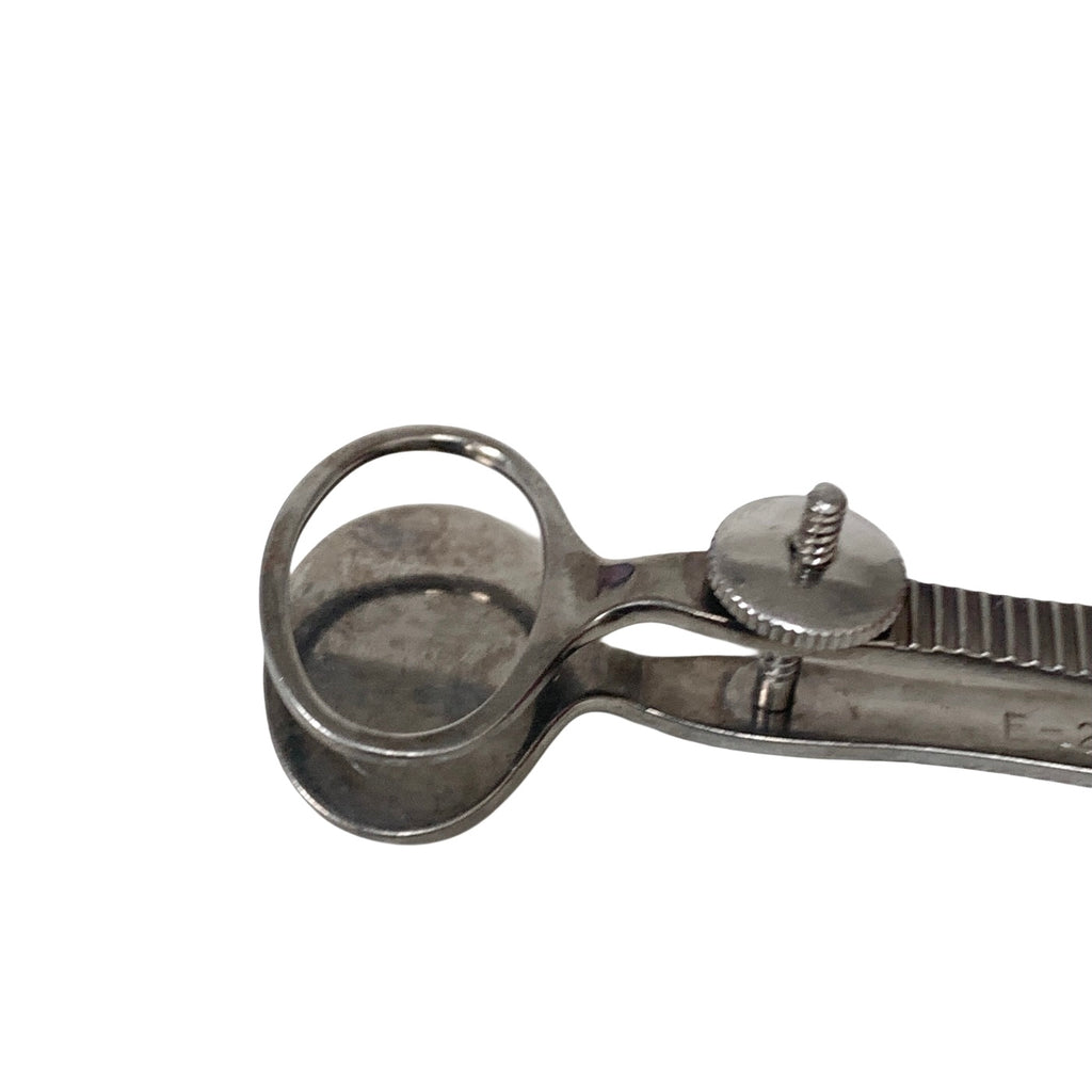 STORZ REF E2604 Francis Chalazion Forceps 17mm wide lower plate 3.8" Instrument