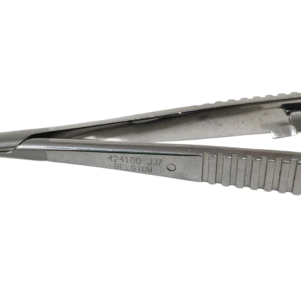 PILLING WECK REF 42-4100, CASTROVIEJO NEEDLE HOLDER, STRAIGHT