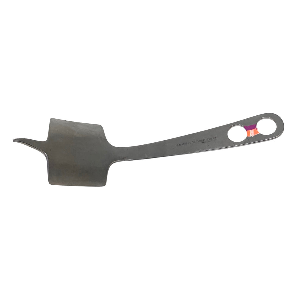 SYNTHES REF 399.23 70mm Hohmann Retractor