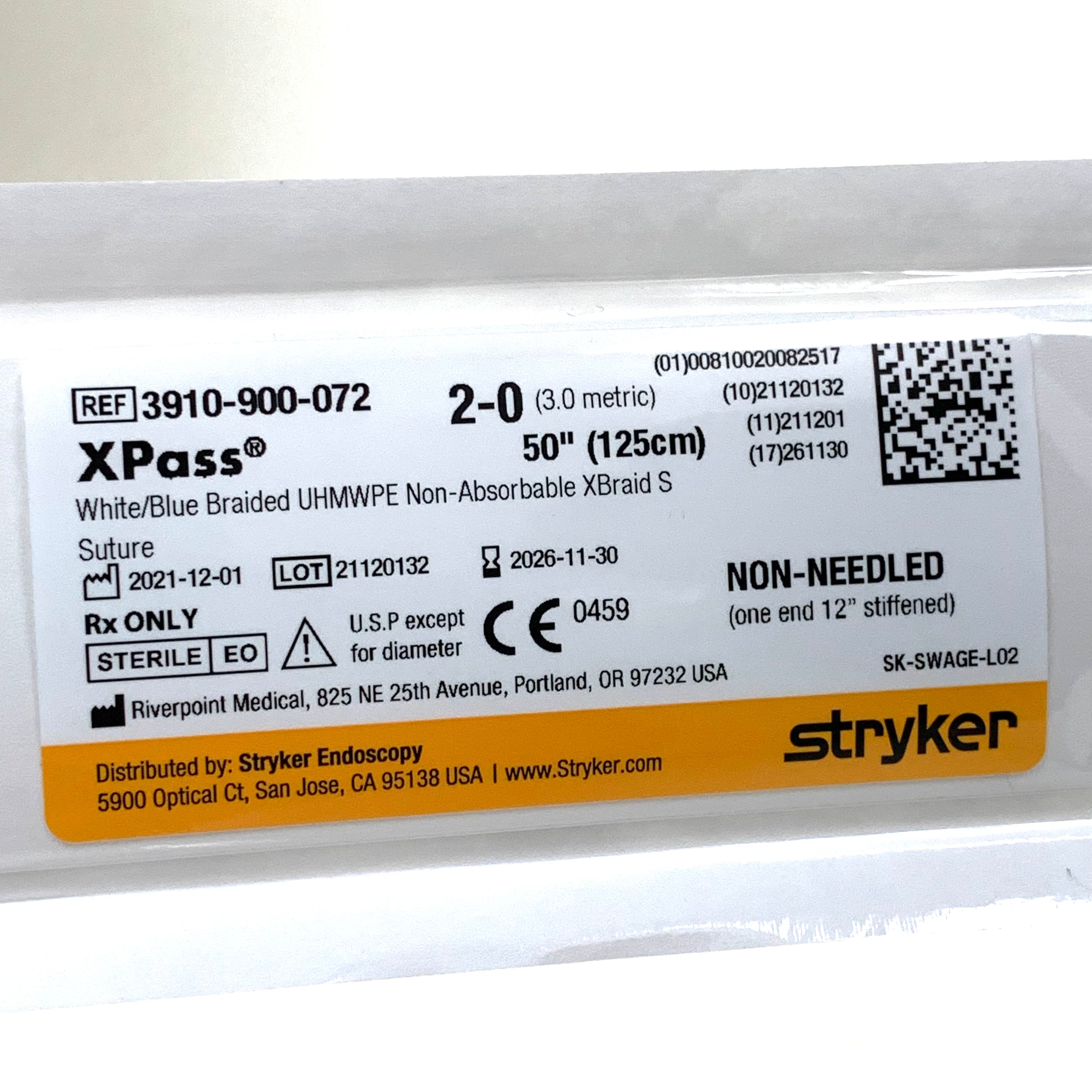 STRYKER REF 3910-900-072 XPass White/Blue Braided UHMWPE Suture, 2-0 Size, 50" (125cm), Non-Needled, Exp.2026/11