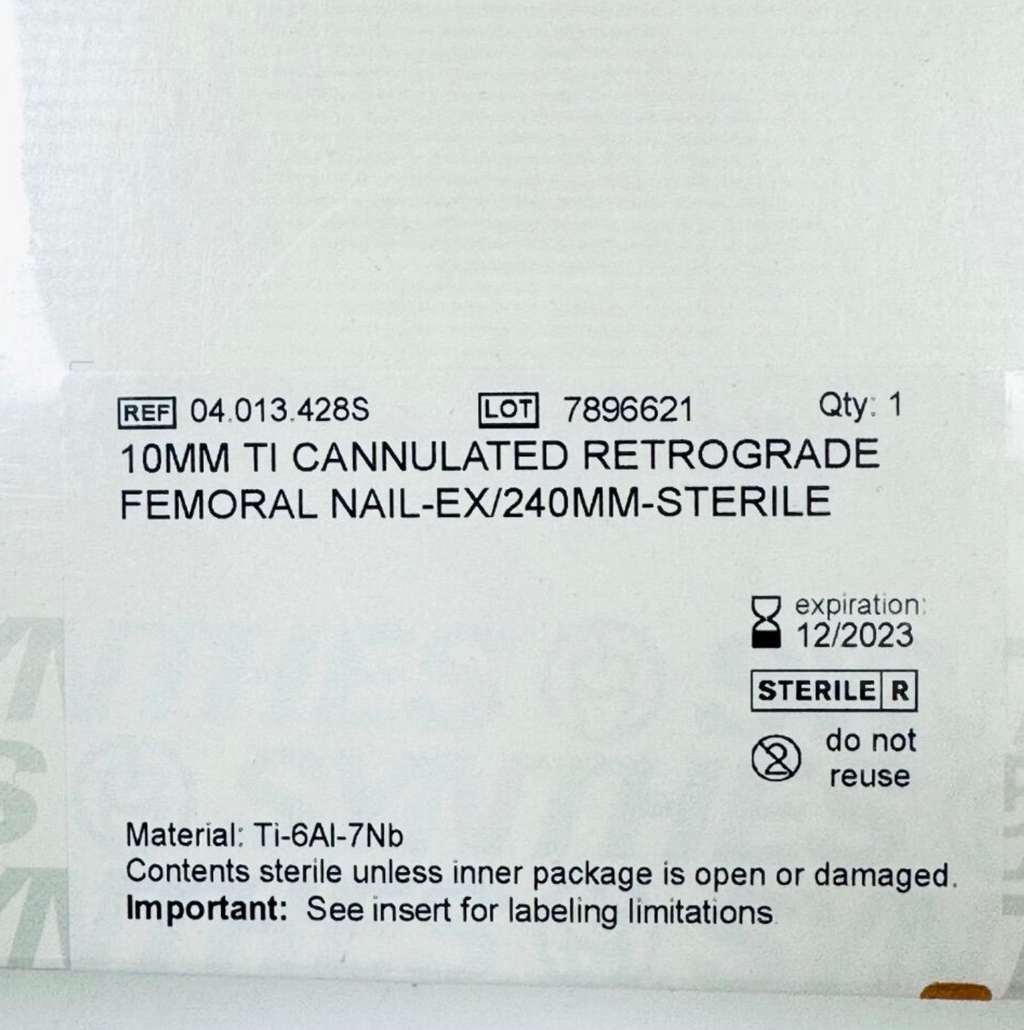 SYNTHES 04.013.428S TI CANNULATED RETROGRADE FEMORAL NAIL EX/240MM X 10MM EXP 2023 12