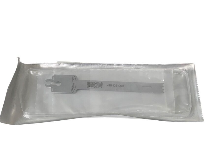 STRYKER 4111-135-090 Dual Cut Sagittal Blade EXP 2025 08