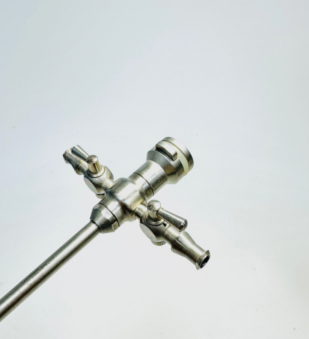 STRYKER 377-031-144 Cannula 2 Rotating Stopcocks With 377-031-129 Obturator 5mm